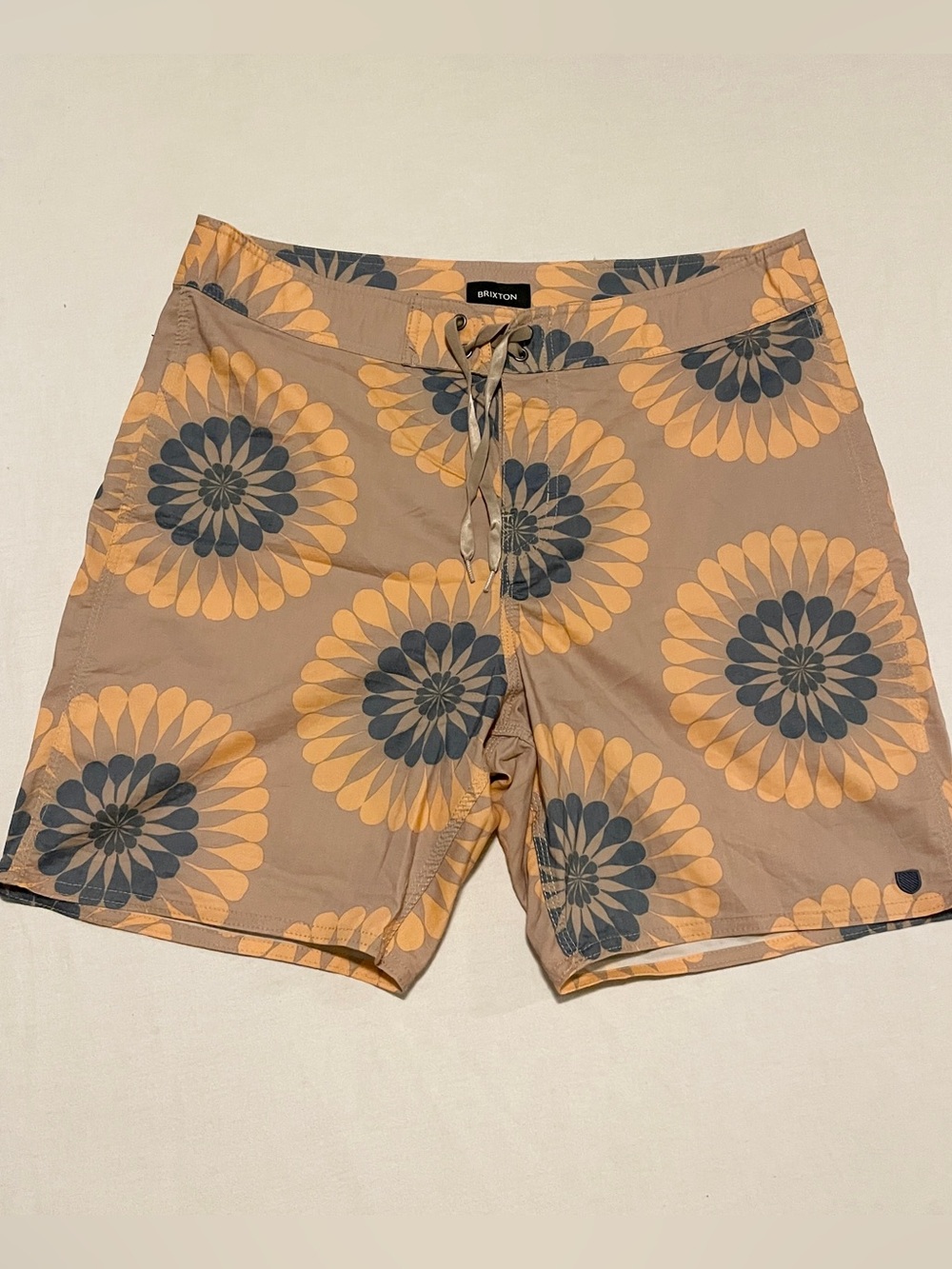 Brixton Retro Floral Board Shorts Swim Trunks Size 32⁠